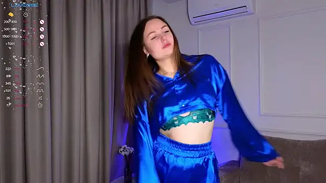 OctaviaHamron online show from 01/23/25, 03:43