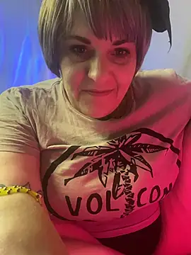Hunniebunnie78 online show from 06/21/26, 05:43
