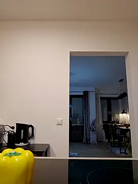 Snapshot of Jujuicy_97 chatting on 10/30/25, 04:30 Jujuicy 97 online show from 10/30/25, 04:30