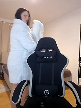 Snapshot of Jujuicy_97 chatting on 11/08/25, 05:23 Jujuicy 97 online show from 11/08/25, 05:23