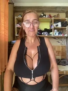 anastasia and jordan online show from 02/26/25, 12:47