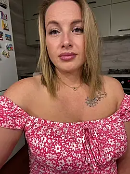 Cute Hot Alice online show from 06/21/26, 07:27