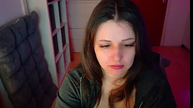 Snapshot of jenna-sxy19 chatting on 10/27/25, 11:58 jenna-sxy19 online show from 10/27/25, 11:58