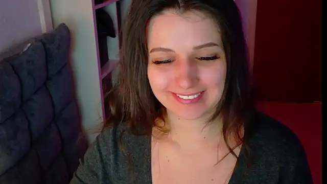 Snapshot of jenna-sxy19 chatting on 10/28/25, 12:09 jenna-sxy19 online show from 10/28/25, 12:09