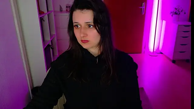 Snapshot of jenna-sxy19 chatting on 11/25/25, 06:19 jenna-sxy19 online show from 11/25/25, 06:19