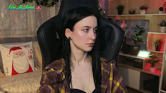 KiraLiLime online show from 01/08/25, 12:49