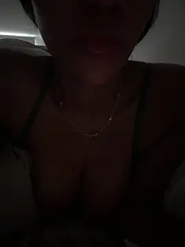 Snapshot of Jessie-pradoo chatting on 09/17/25, 02:41 Jessie-pradoo online show from 09/17/25, 02:41