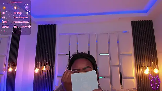 Snapshot of mia_schwarz chatting on 10/14/25, 05:58 mia schwarz online show from 10/14/25, 05:58