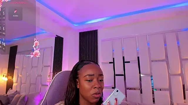 Snapshot of mia_schwarz chatting on 11/08/25, 03:18 mia schwarz online show from 11/08/25, 03:18