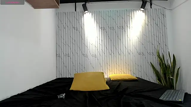 danielclarton1 online show from 12/06/24, 05:09