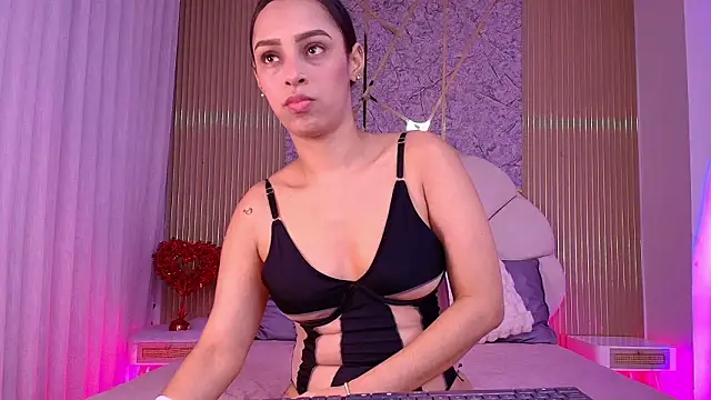 aisha sh online show from 03/12/26, 12:00