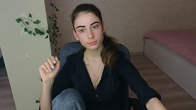 LittleFreya9 online show from 01/23/25, 06:56