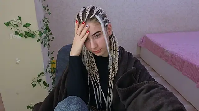 LittleFreya9 online show from 02/10/25, 12:52