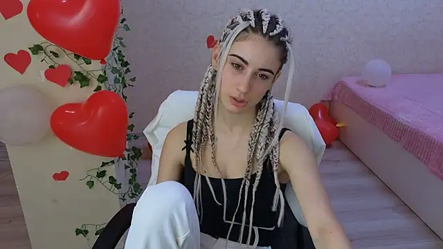 LittleFreya9 online show from 02/14/25, 11:09