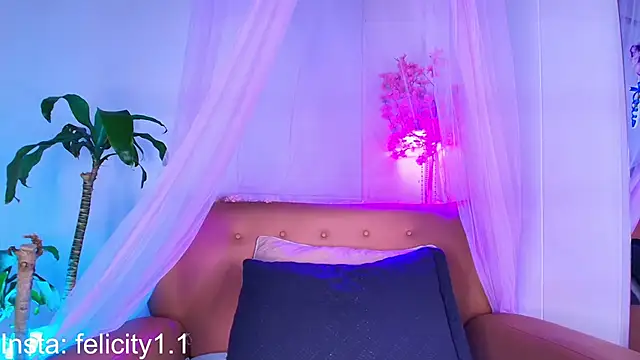  Felicity 1 online show from 07/02/26, 12:33