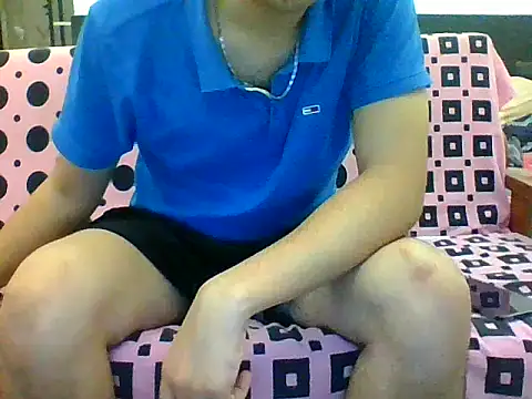 Snapshot of DelhiDick69 chatting on 05/29/26, 06:17 DelhiDick69 online show from 05/29/26, 06:17