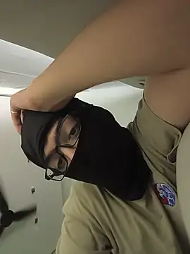 DelhiDick69 online show from 07/02/26, 06:25