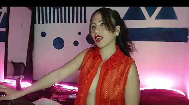 Camilleparist online show from 12/10/24, 08:27