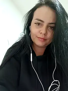 Im Amelia online show from 12/26/24, 11:46