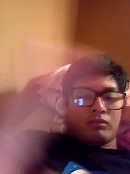 Snapshot of Chiquisijotis chatting on 11/19/25, 10:21 Chiquisijotis online show from 11/19/25, 10:21