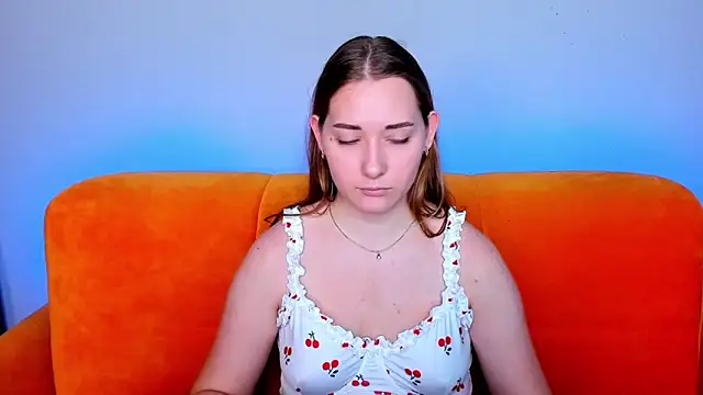 AlinaVice online show from 12/29/24, 04:16