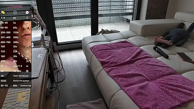 sexyLolia11 online show from 07/17/26, 02:56
