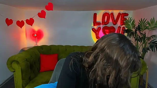  Sun Shy  online show from 03/03/25, 01:09