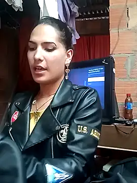 Lanna hott  online show from 12/04/24, 03:32