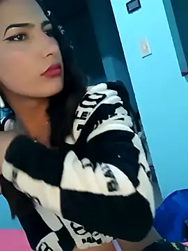 Lanna hott  online show from 12/08/24, 10:36