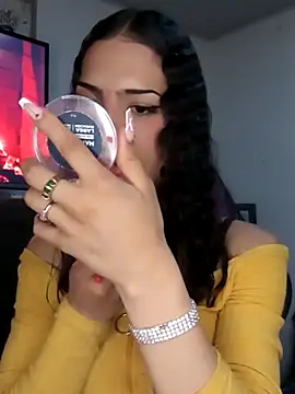 Lanna hott  online show from 09/20/25, 08:21