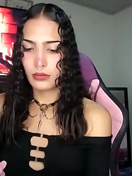 Lanna hott  online show from 10/04/25, 11:14