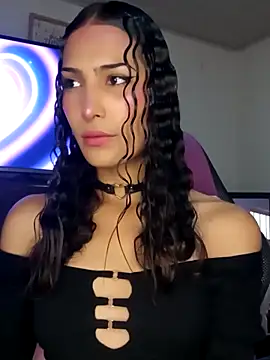 Lanna hott  online show from 11/06/25, 07:04