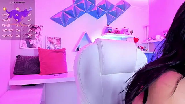 Snapshot of Valkiria_ponce chatting on 02/20/26, 04:53 Valkiria ponce online show from 02/20/26, 04:53