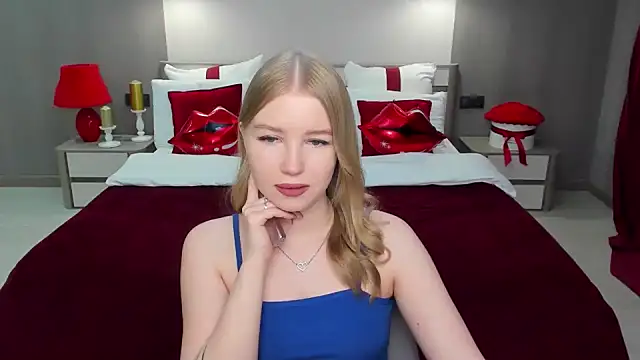 Snapshot of shy__lady chatting on 02/27/25, 12:32 shy lady online show from 02/27/25, 12:32