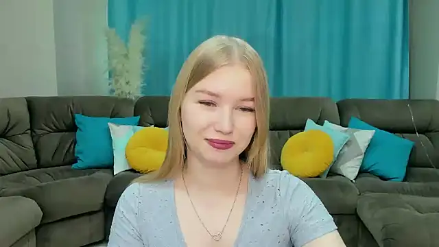 Snapshot of shy__lady chatting on 03/06/25, 11:58 shy lady online show from 03/06/25, 11:58
