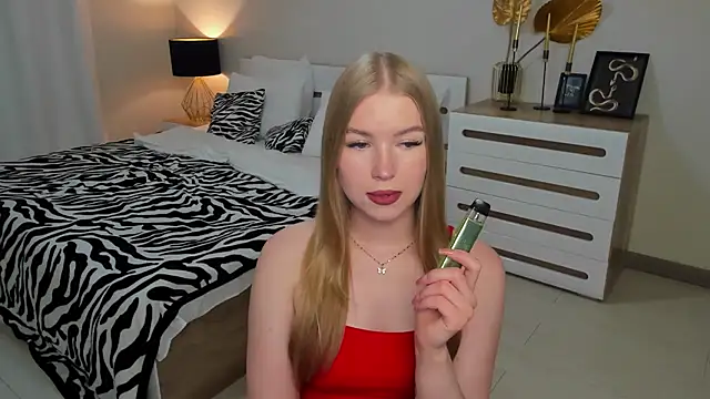 shy  lady online show from 06/14/26, 02:24
