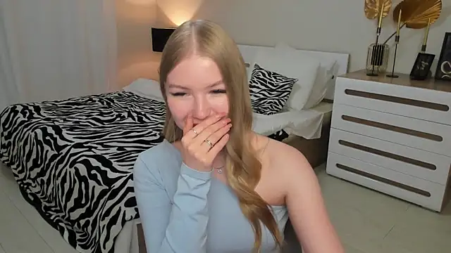 shy  lady online show from 06/23/26, 06:33