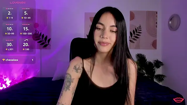 Snapshot of samy_lewis chatting on 11/06/25, 04:13 samy lewis online show from 11/06/25, 04:13