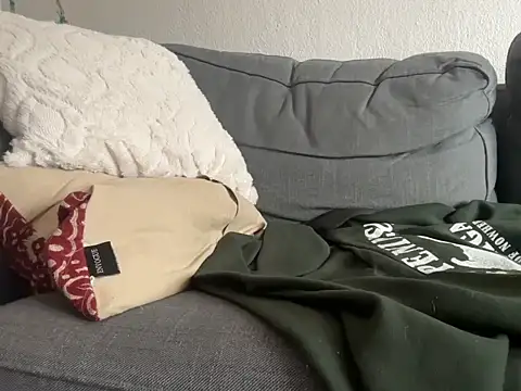 shanepuck33 online show from 03/09/25, 04:11