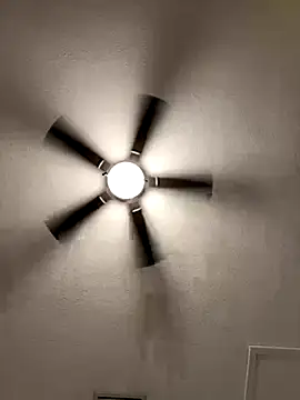 u091 online show from 11/11/25, 02:44