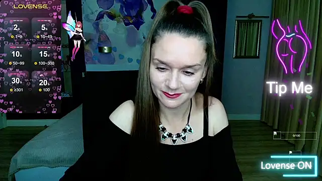 AriaGray online show from 10/11/25, 11:36