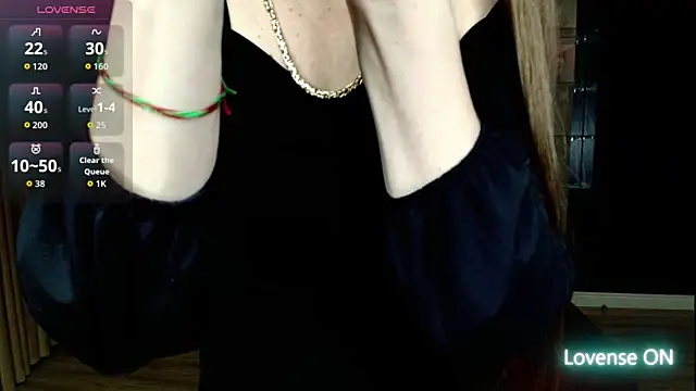 AriaGray online show from 05/07/26, 07:41