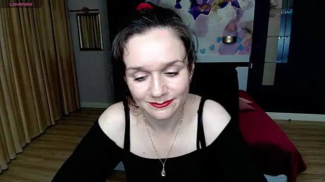 AriaGray online show from 05/17/26, 01:47