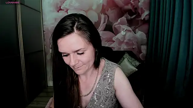 AriaGray online show from 07/02/26, 09:43
