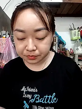 VyOanh2K online show from 02/10/25, 04:30