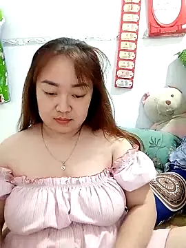 VyOanh2K online show from 02/13/25, 12:43