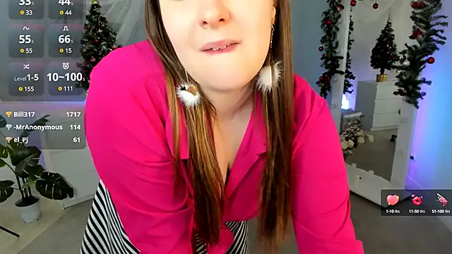 Snapshot of Lattea chatting on 12/25/24, 04:33 Lattea online show from 12/25/24, 04:33