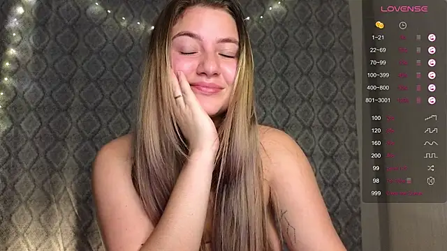 Yassyaaa online show from 12/10/24, 11:51