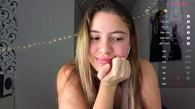 Yassyaaa online show from 12/14/24, 12:33