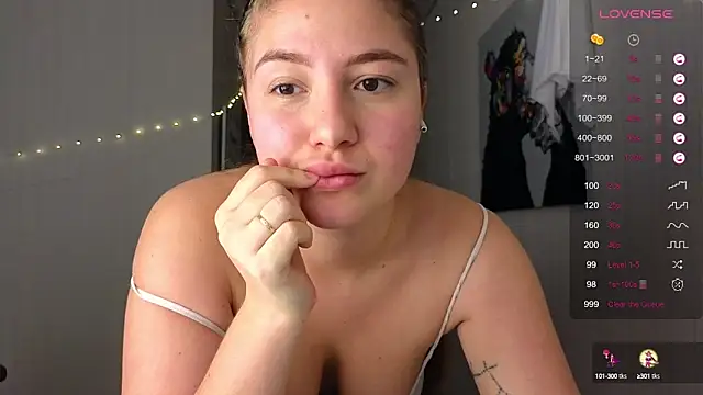 Yassyaaa online show from 12/17/24, 05:29